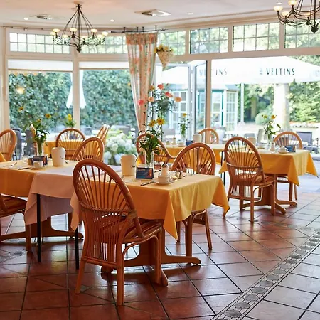 Flairhotel Hubertus-3